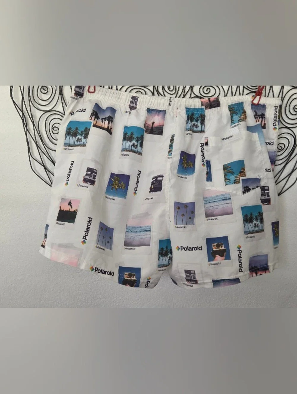 Polaroid Men's 2XL Swim Trunks Retro Instant Camera Vacation Print
